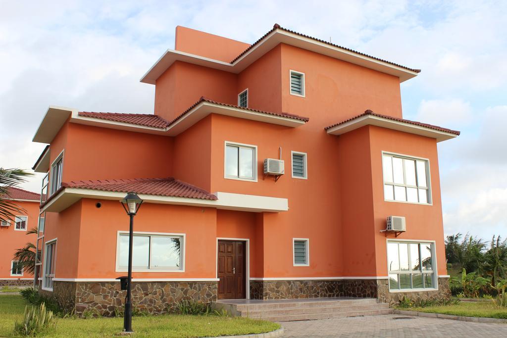 Golden Peacock Resort Hotel Beira Habitación foto